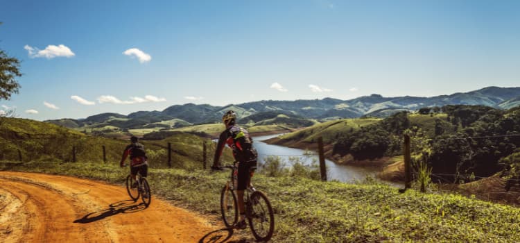Cyclist Essentials – The 6 Things You Need to Start